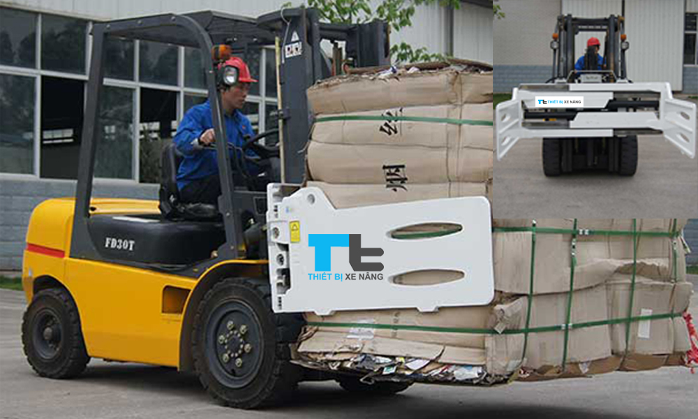 Vận hàng kẹp khối vuông